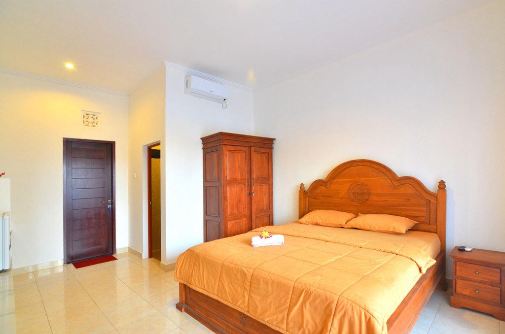 Kamar tidur dengan pemandangan berbeda